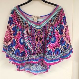 Open shoulder crop top color block